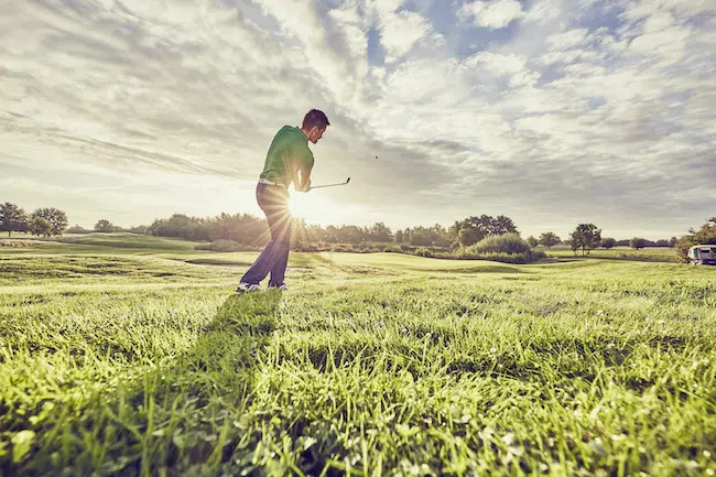 Golfer-playing-golf-on-course-korschenbroich-dus-2022-03-07-23-54-26-utc
