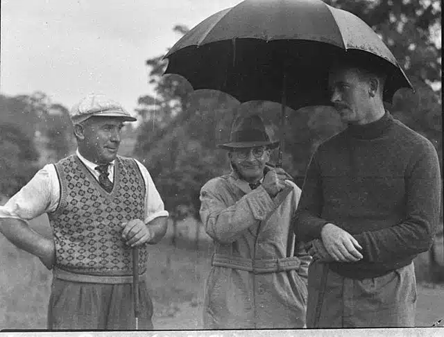 SLNSW_19499_Golf_at_Killara_amateurs_and_pros_taken_for_Golf_in_Australia